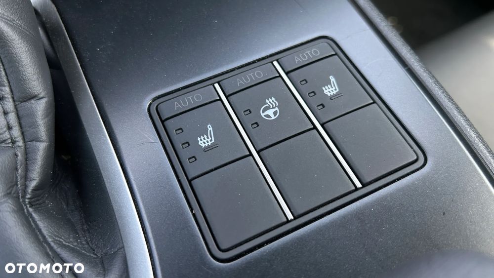 Lexus UX 200 GPF F Sport 2WD - 20