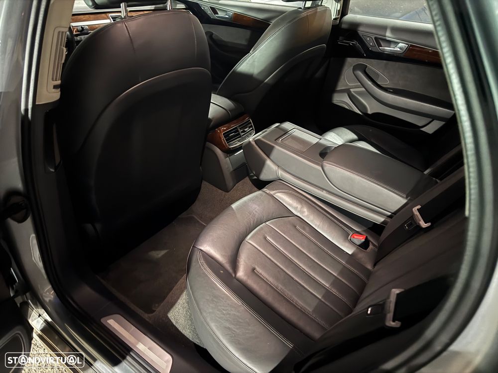 Audi A8 3.0 TDI DPF clean quattro tiptronic - 9