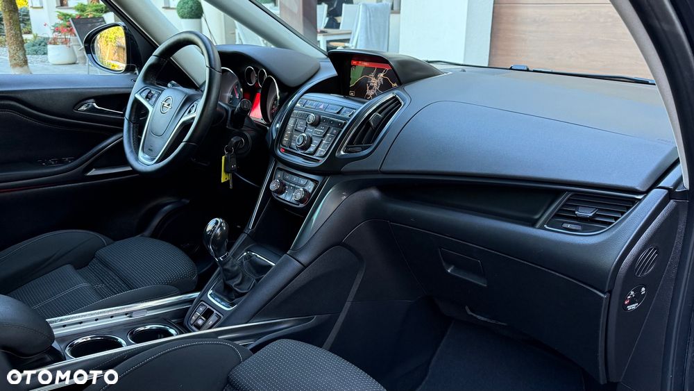 Opel Zafira - 12