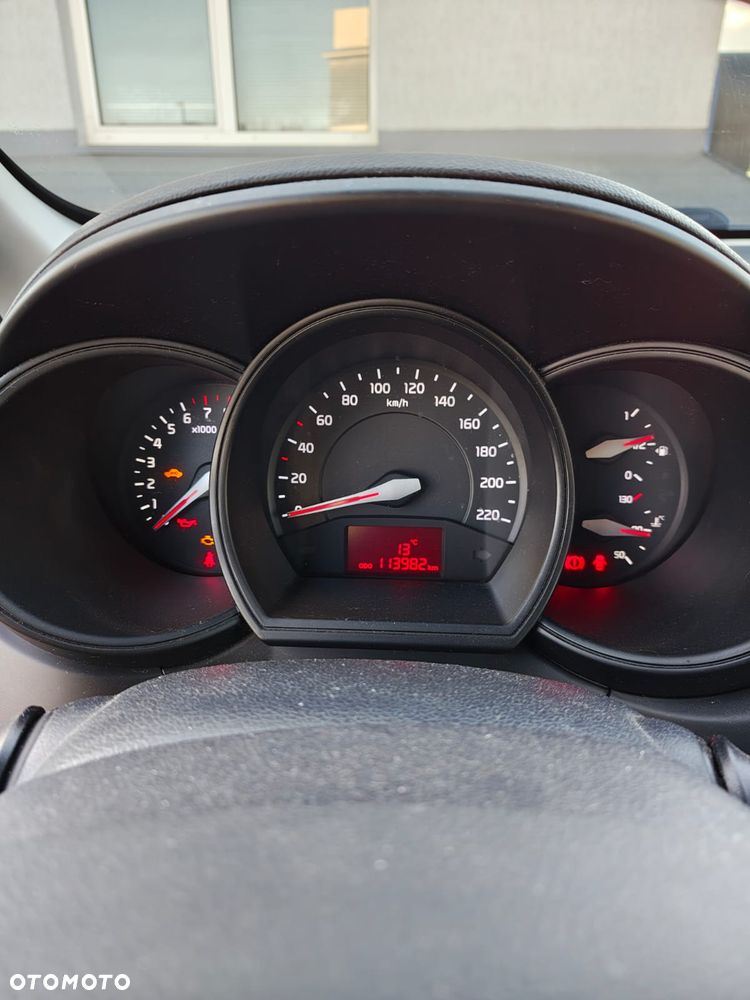 Kia Rio 1.2 L - 30