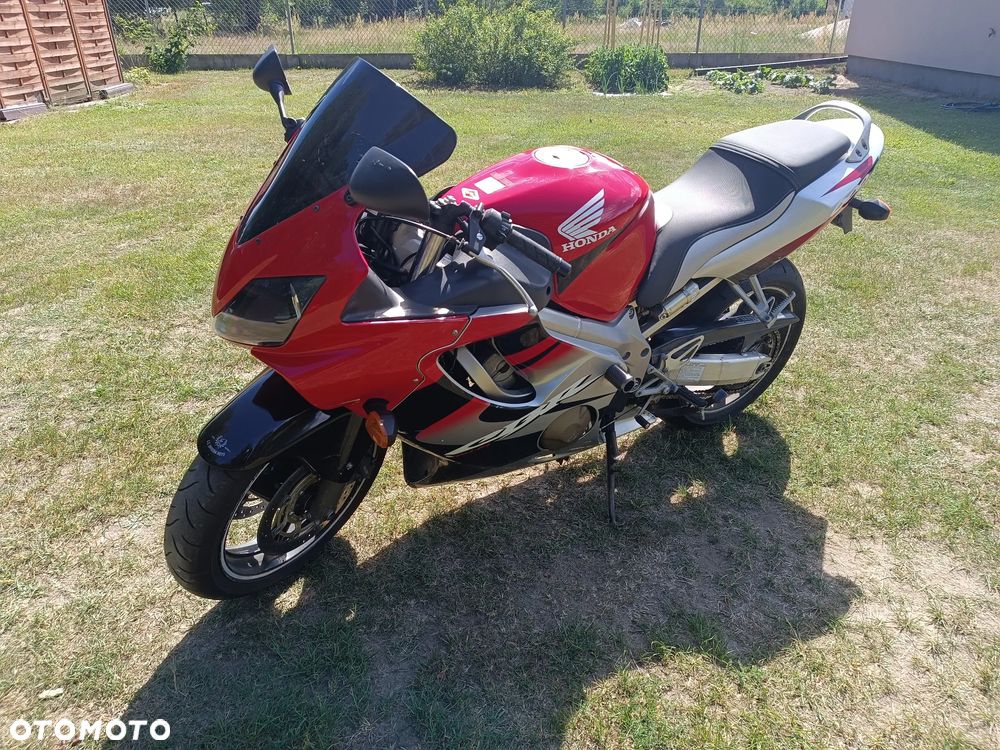 Honda CBR - 15
