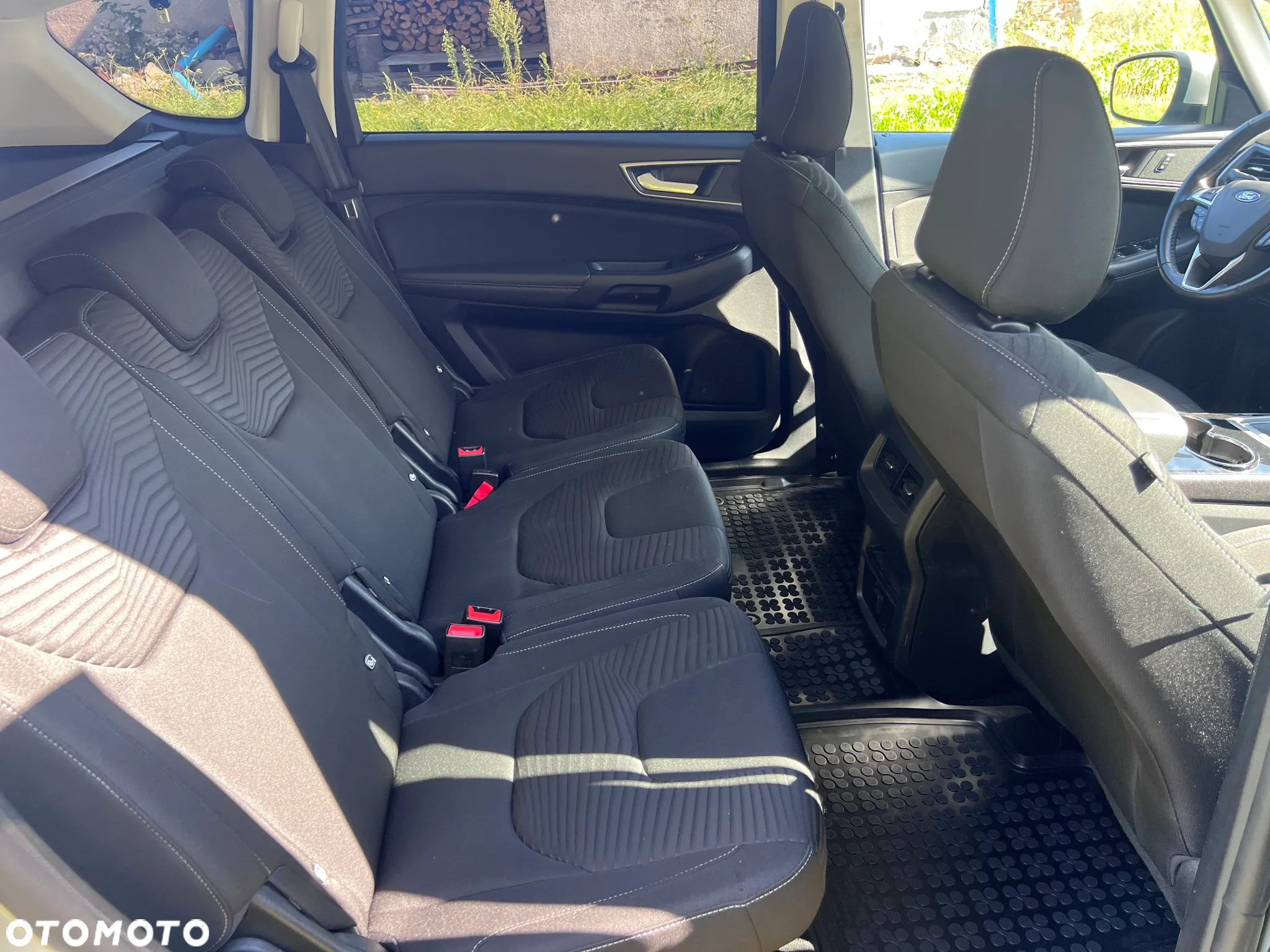 Ford S-Max - 9