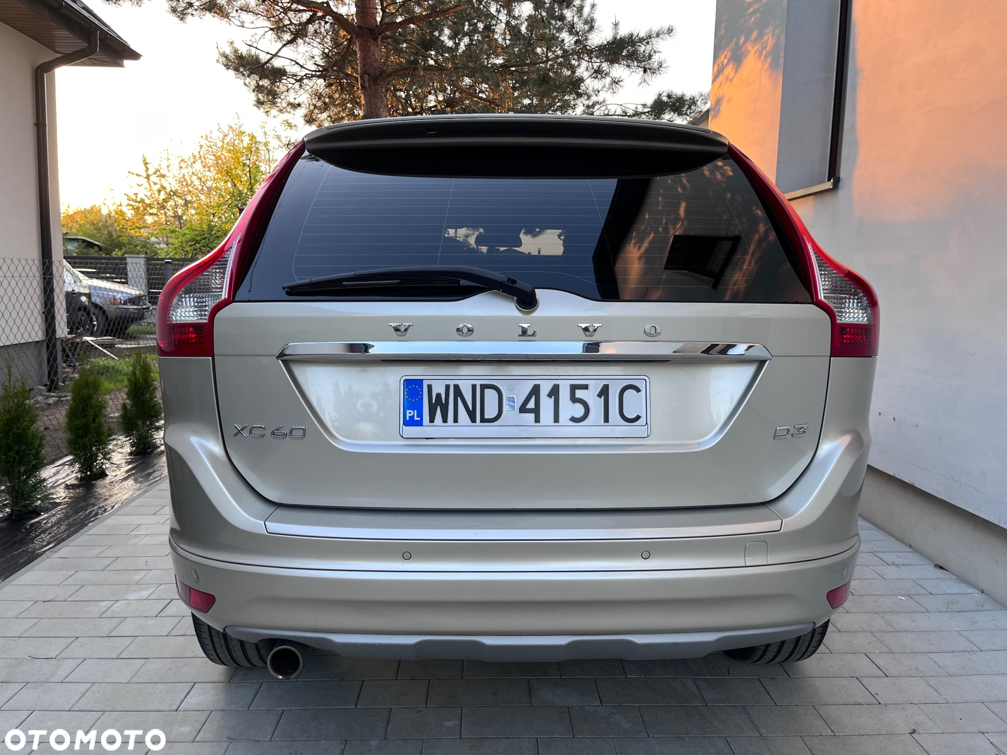 Volvo XC 60 - 4