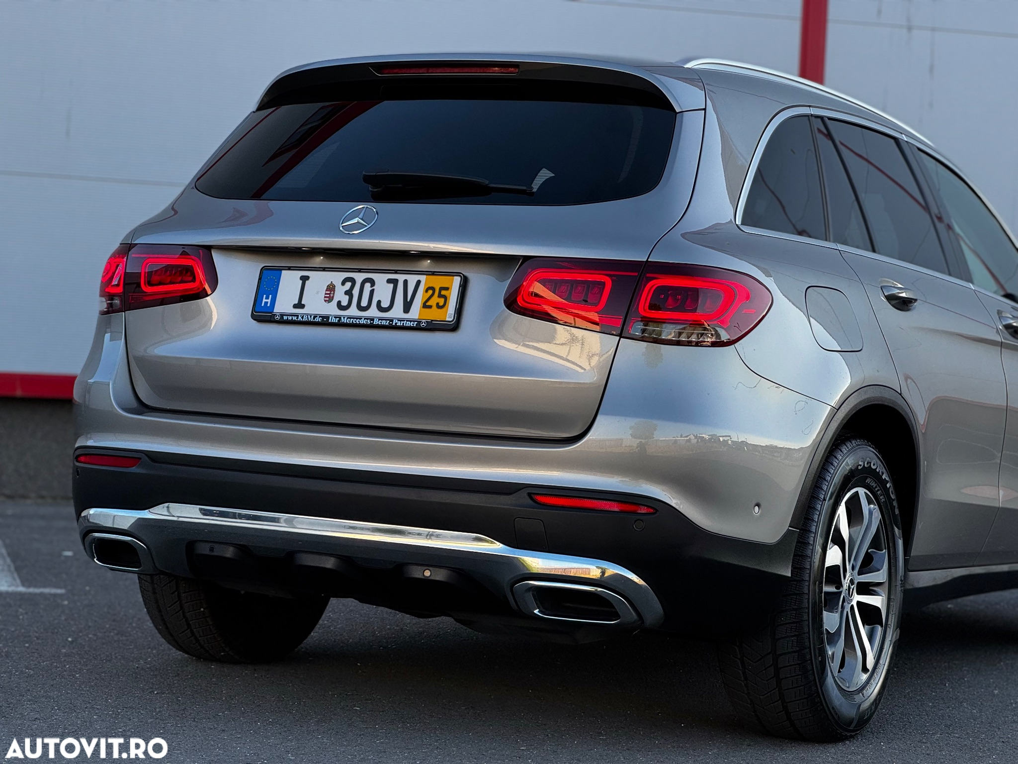 Mercedes-Benz GLC 220 d 4Matic 9G-TRONIC Exclusive - 33