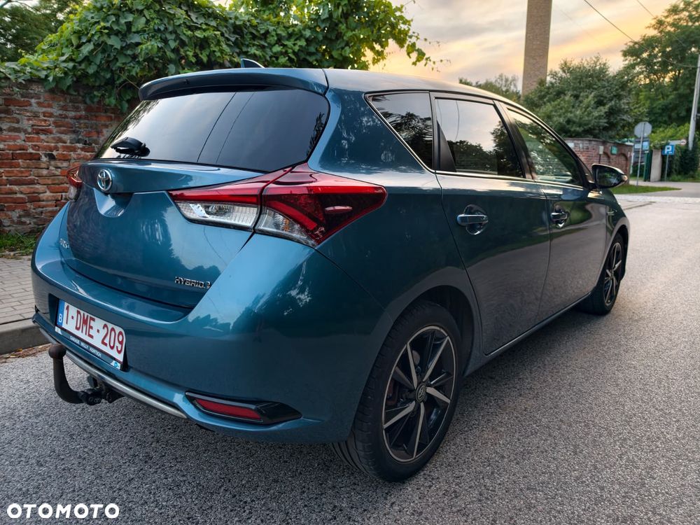 Toyota Auris 1.8 HSD Prestige - 8