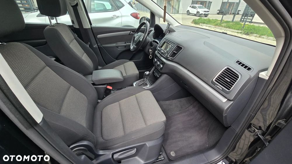 Volkswagen Sharan 2.0 TSI DSG Highline - 11