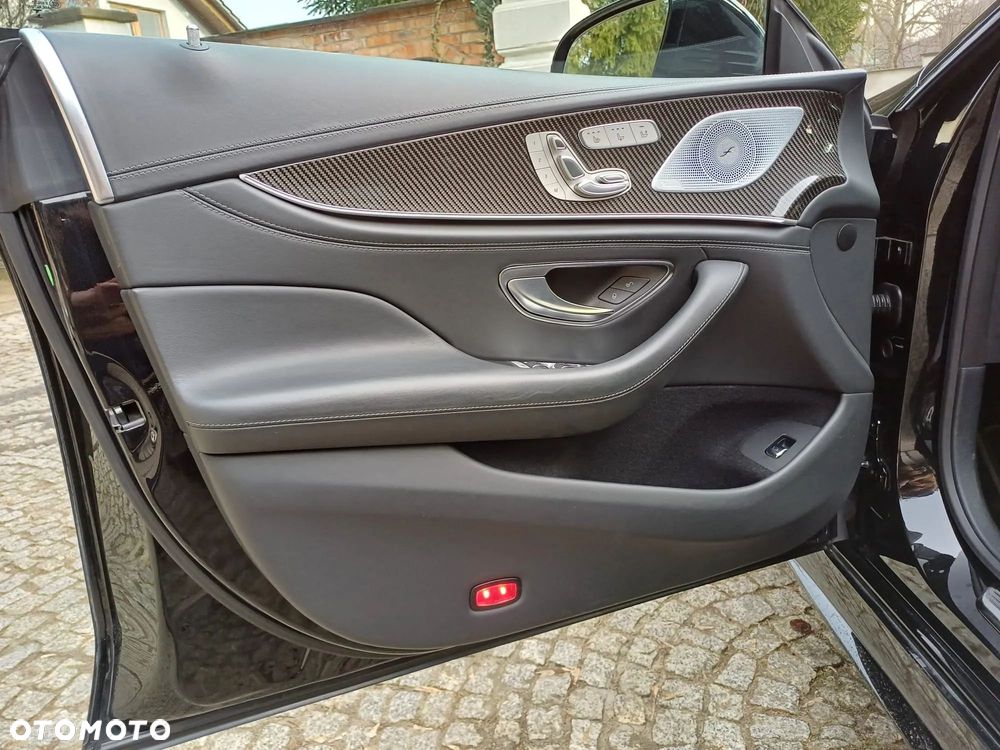 Mercedes-Benz AMG GT 63 S 4Matic+ Speedshift MCT 9G - 11