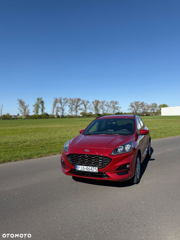 Ford Kuga - 1