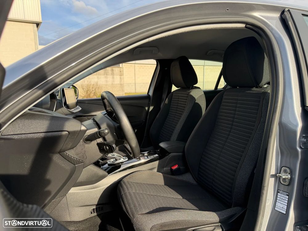 Peugeot e-208 Active Pack - 19