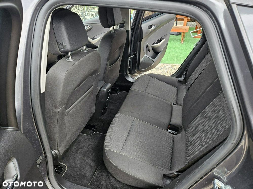 Opel Astra - 9