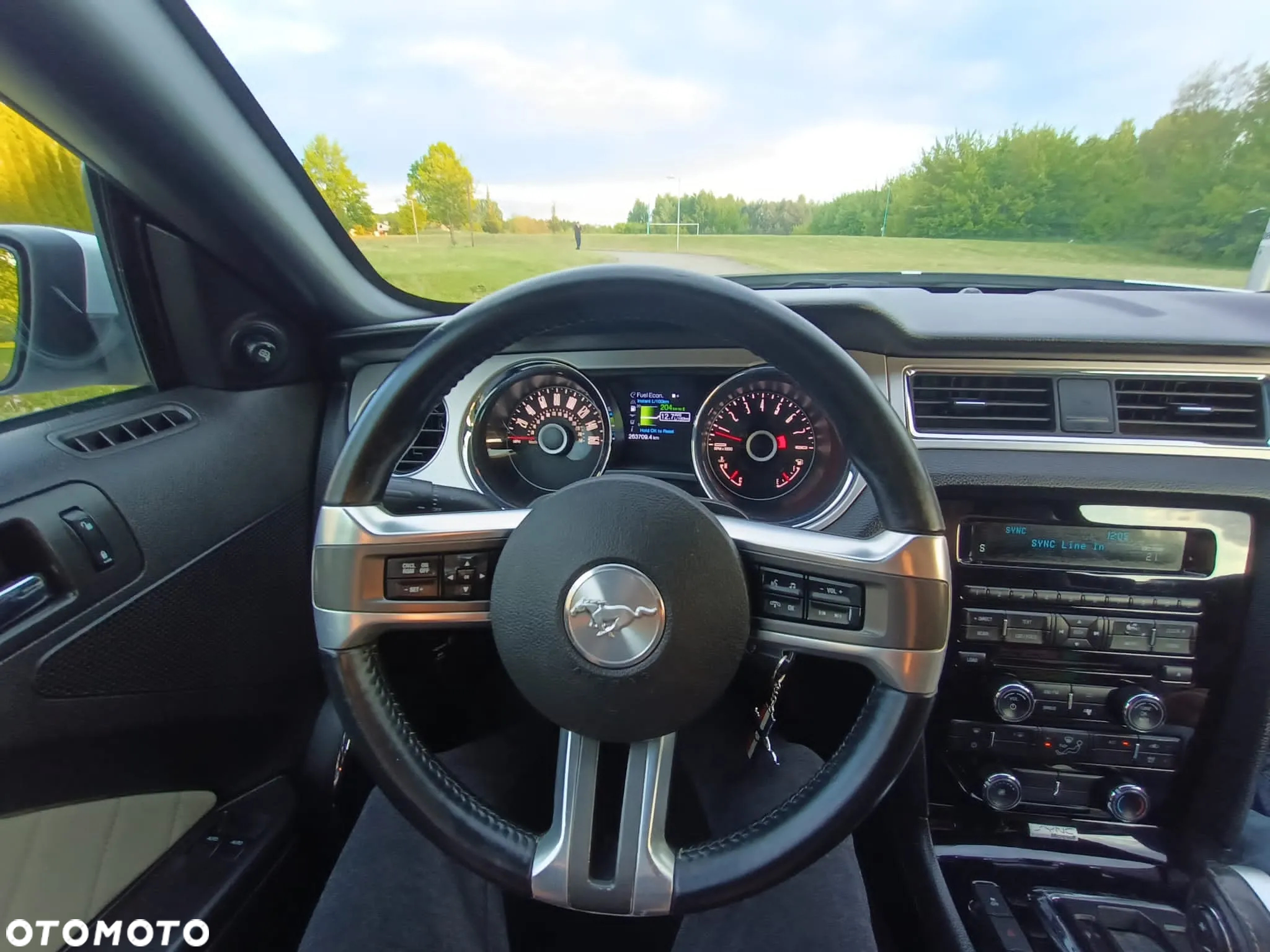 Ford Mustang 3.7 V6 Premium - 10