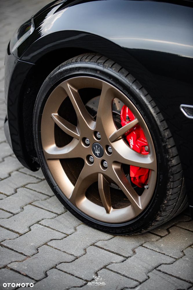 Maserati GranCabrio Sport - 21