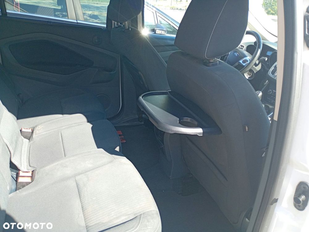 Ford Grand C-MAX - 22