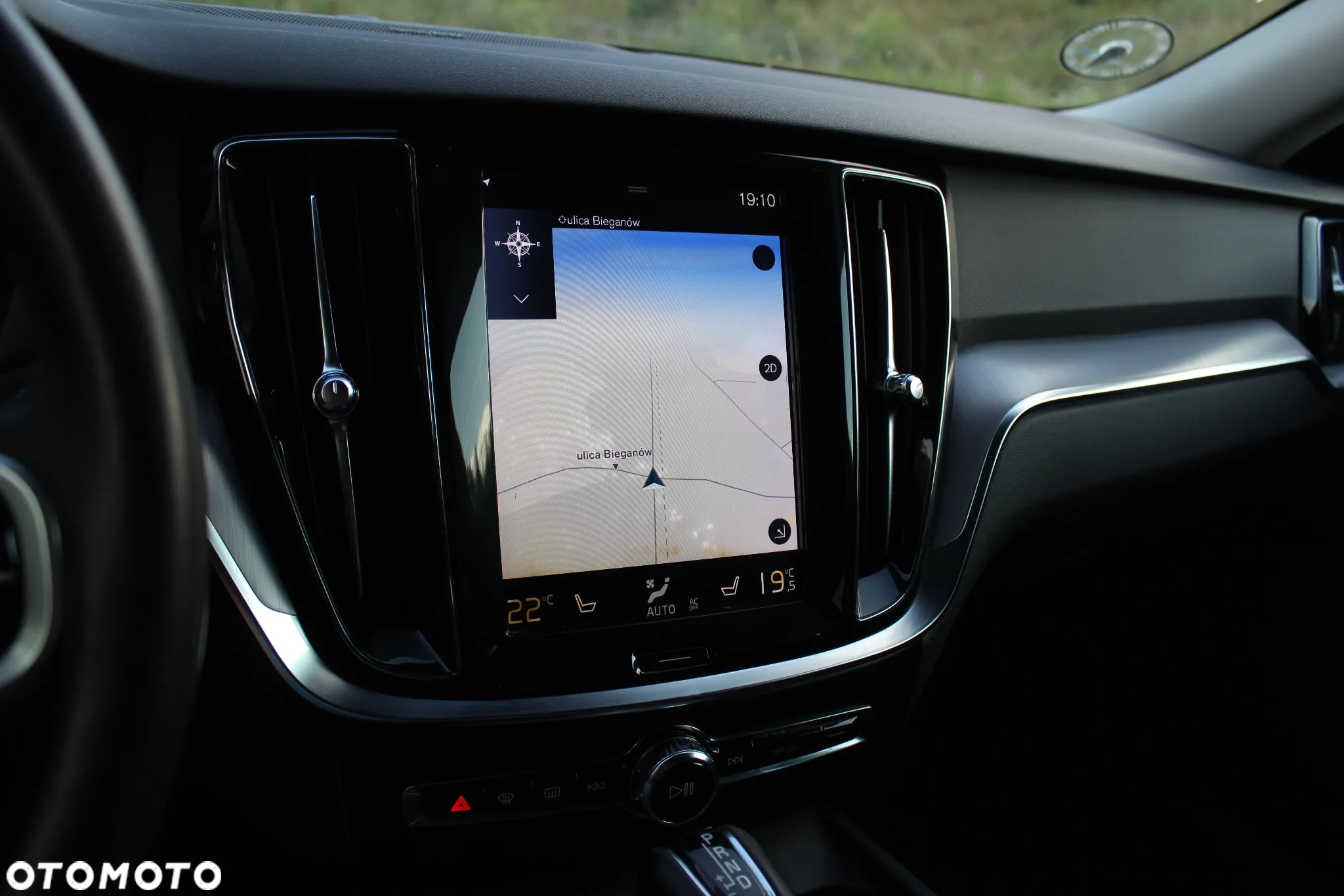 Volvo V60 Cross Country D4 AWD Geartronic Pro - 28
