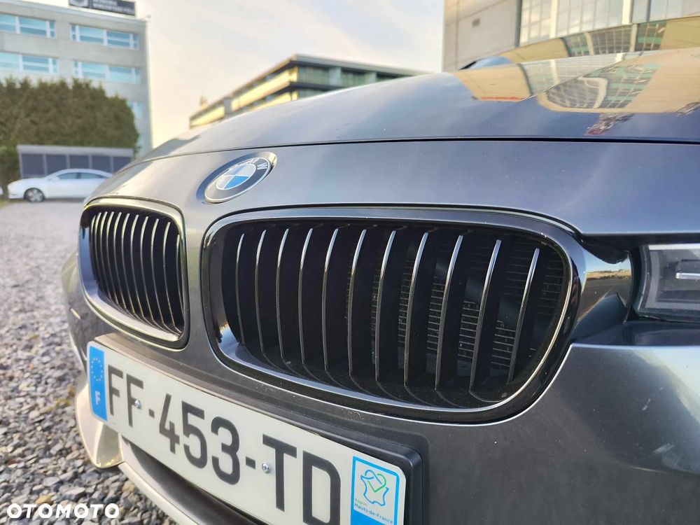 BMW Seria 3 318d Blue Performance - 13