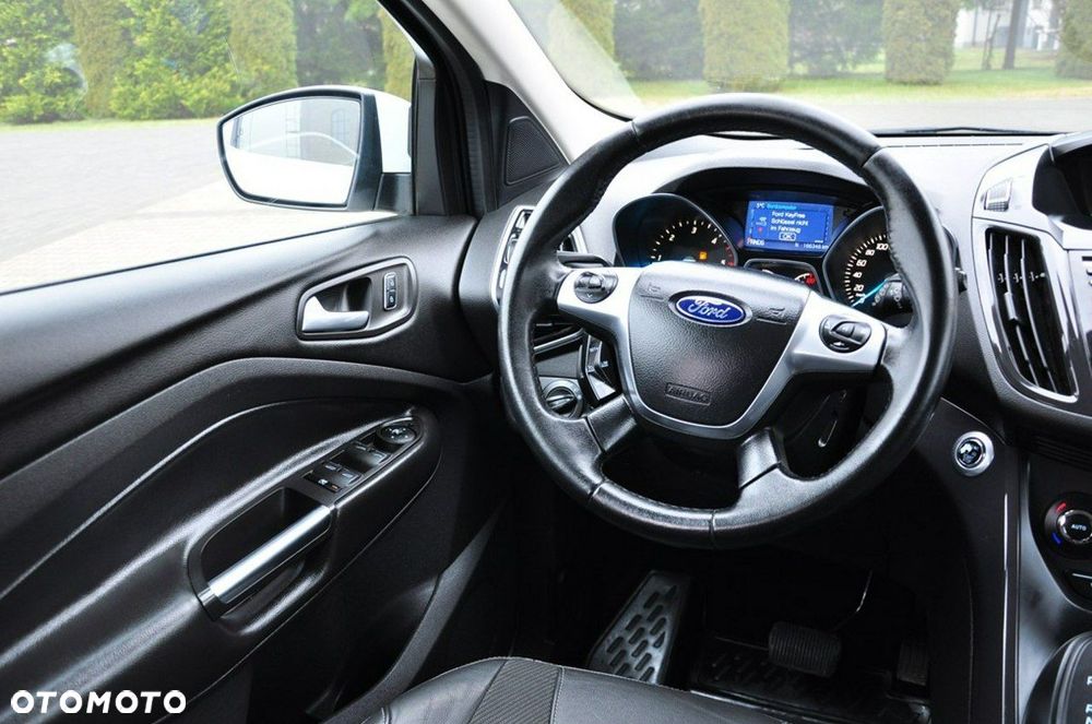 Ford Kuga 2.0 TDCi 4x4 Titanium - 32