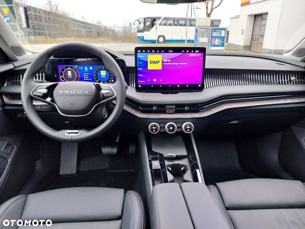 Skoda Superb 2.0 TDI SCR 4x4 L&K DSG - 7