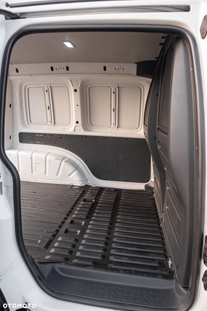 Volkswagen CADDY - 18