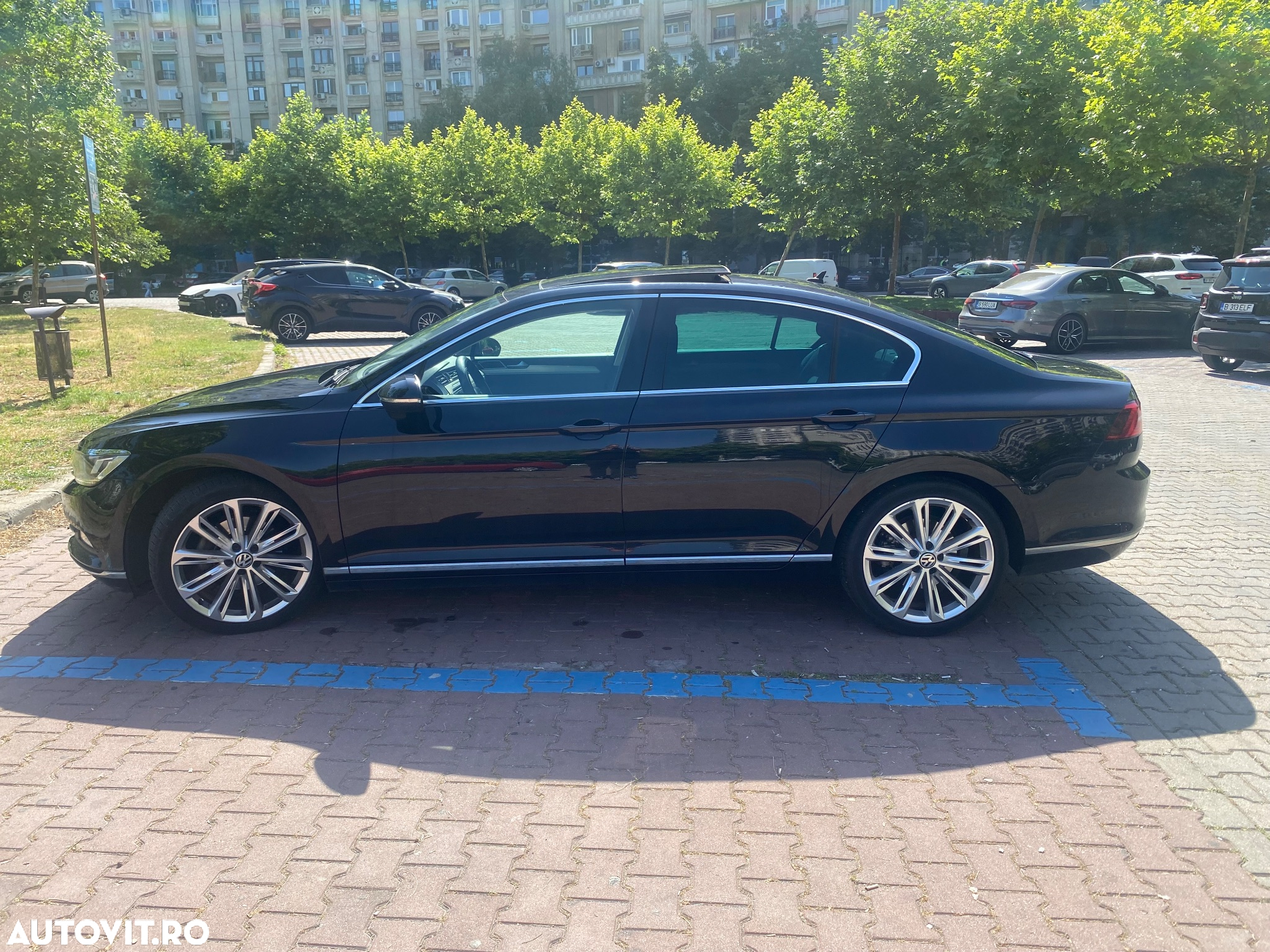 Volkswagen Passat 2.0 TDI Highline - 4