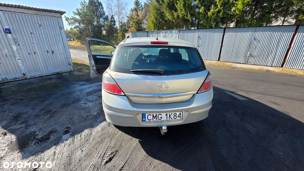 Opel Astra 1.6 - 4
