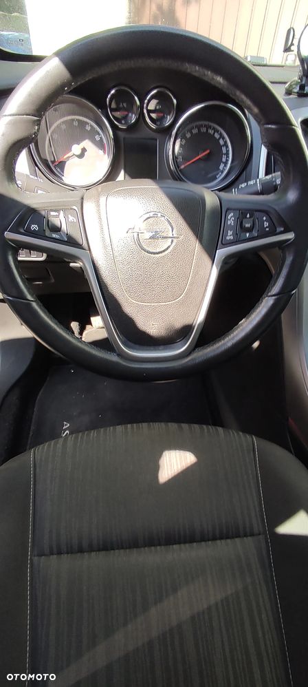 Opel Astra 1.6 Enjoy - 15
