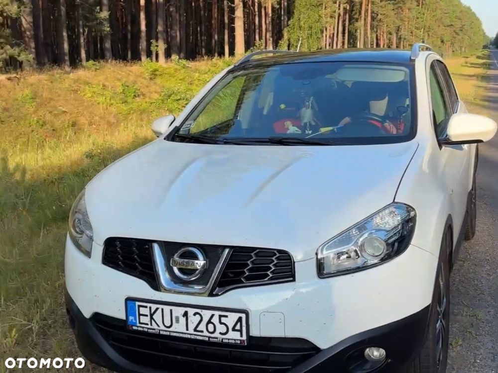 Nissan Qashqai - 1