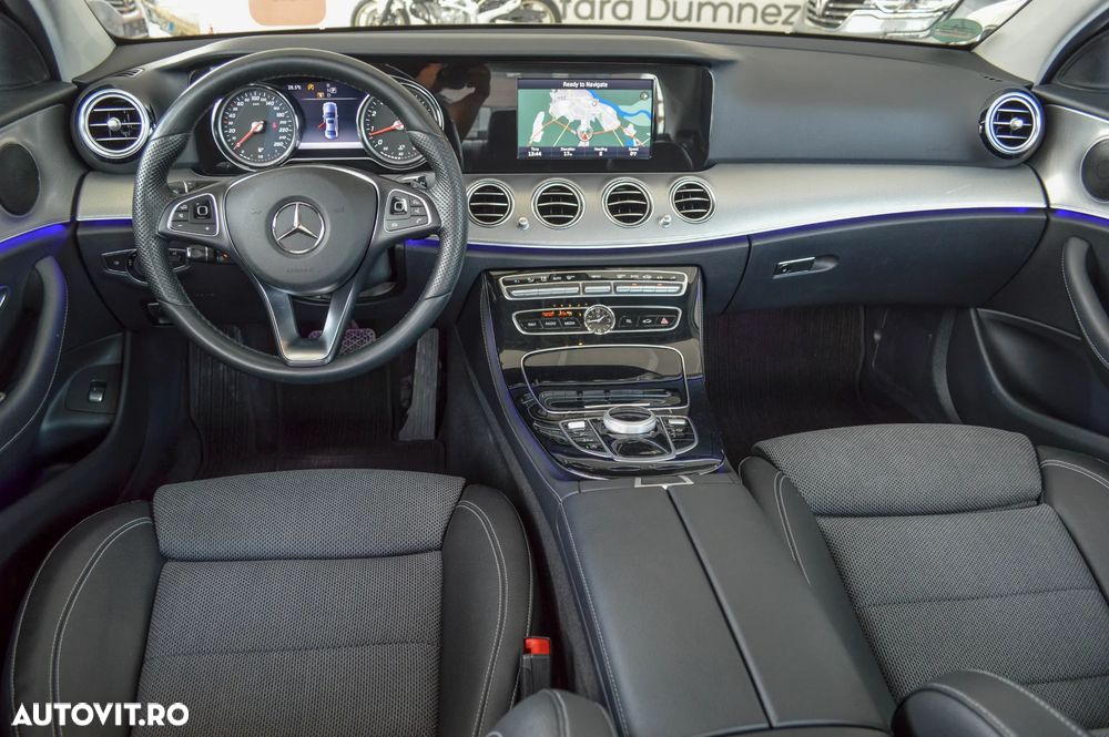 Mercedes-Benz E 200 4MATIC 9G-TRONIC Avantgarde - 6