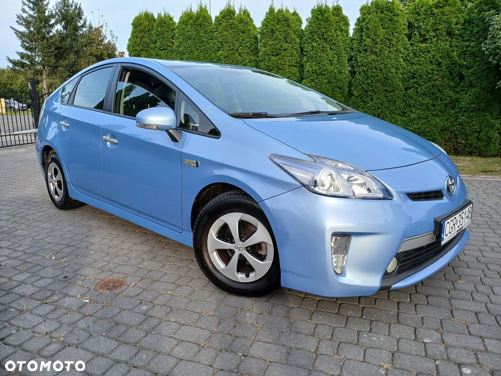 Toyota Prius 1.8 HSD Prestige - 6
