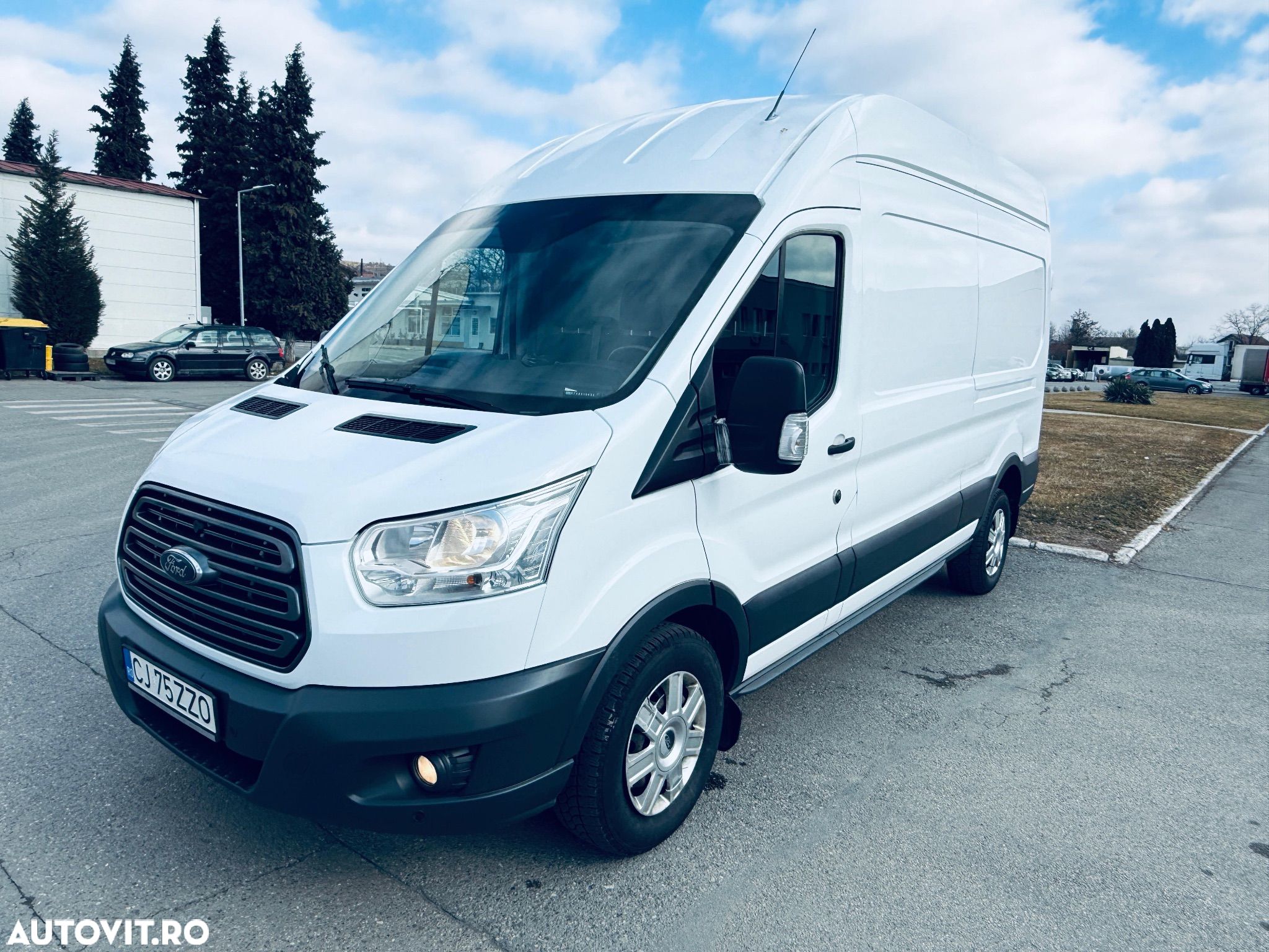 Ford Transit - 1