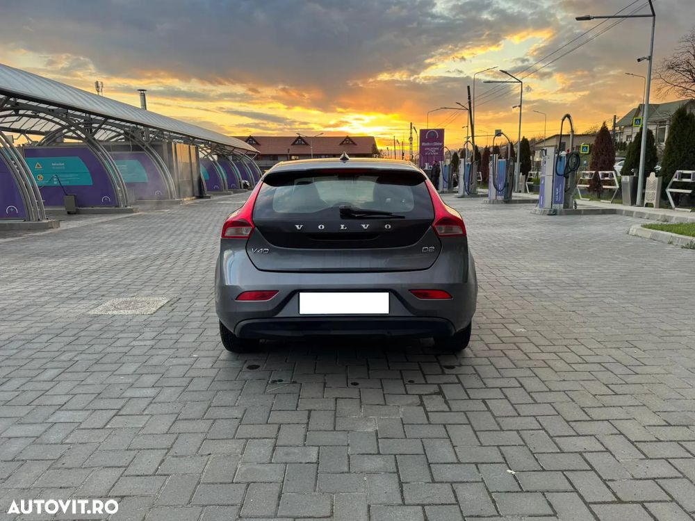 Volvo V40 D2 Aut. Basic - 7