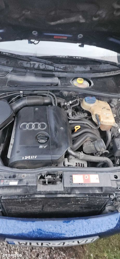 Audi A4 Limousine - 6