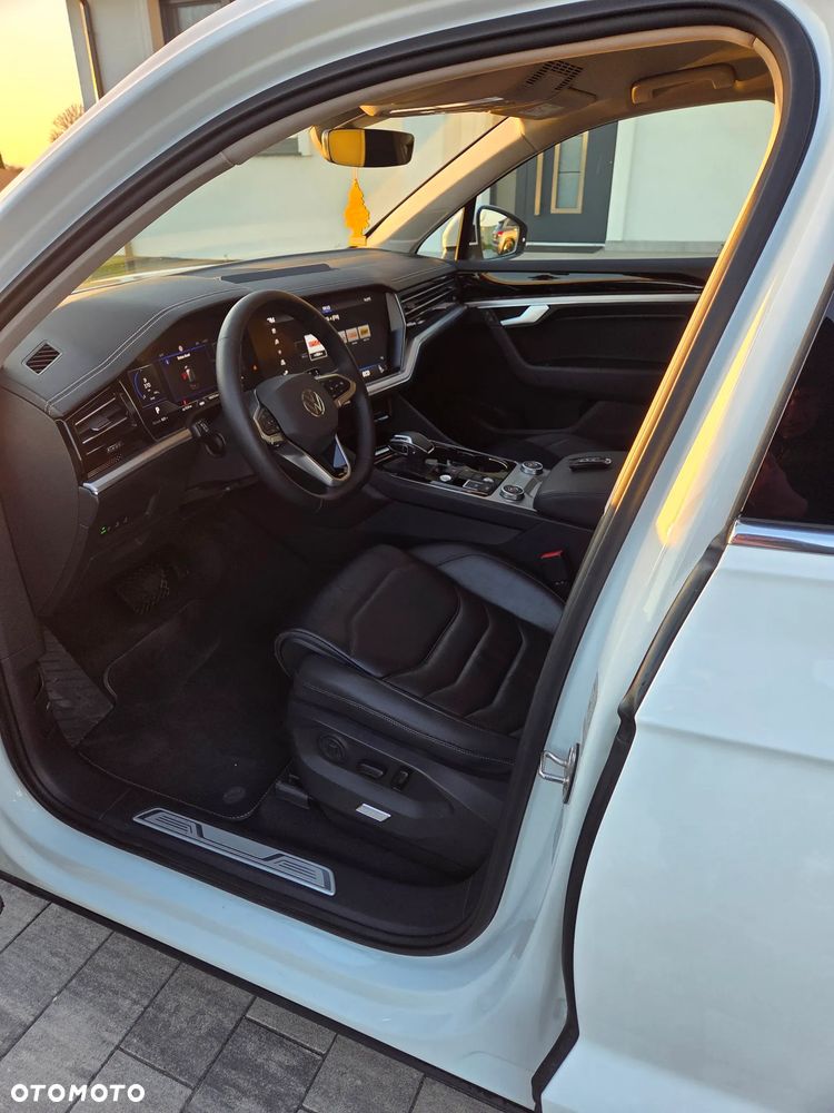 Volkswagen Touareg 3.0 V6 TDI SCR 4Mot - 24