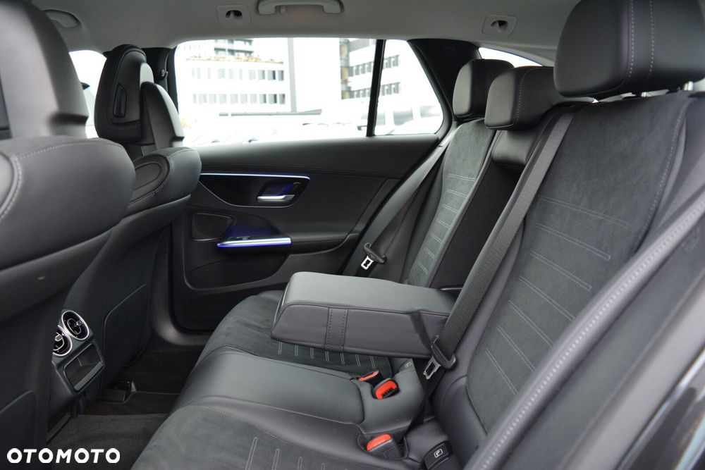 Mercedes-Benz Klasa C - 26