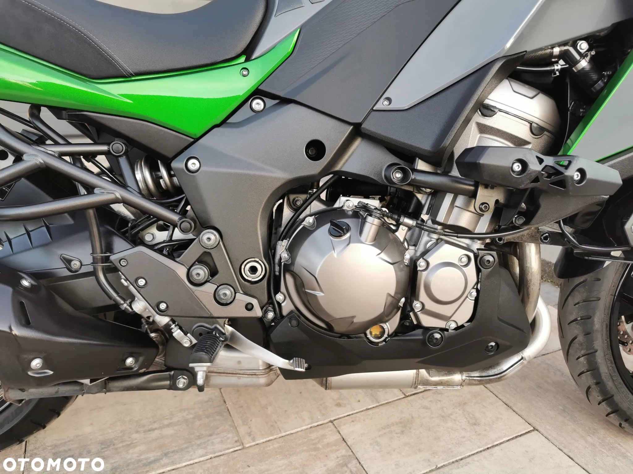 Kawasaki Versys 1000 - 10