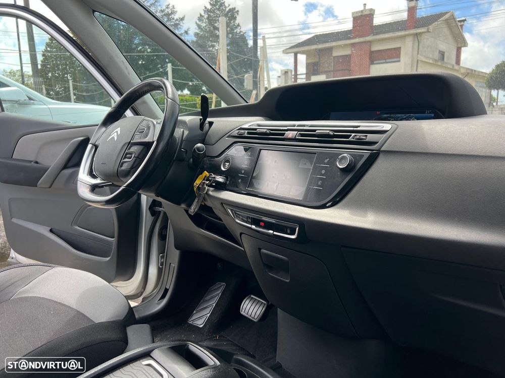 Citroën C4 Grand Picasso 1.6 e-HDi Intensive ETG6 J17 - 16