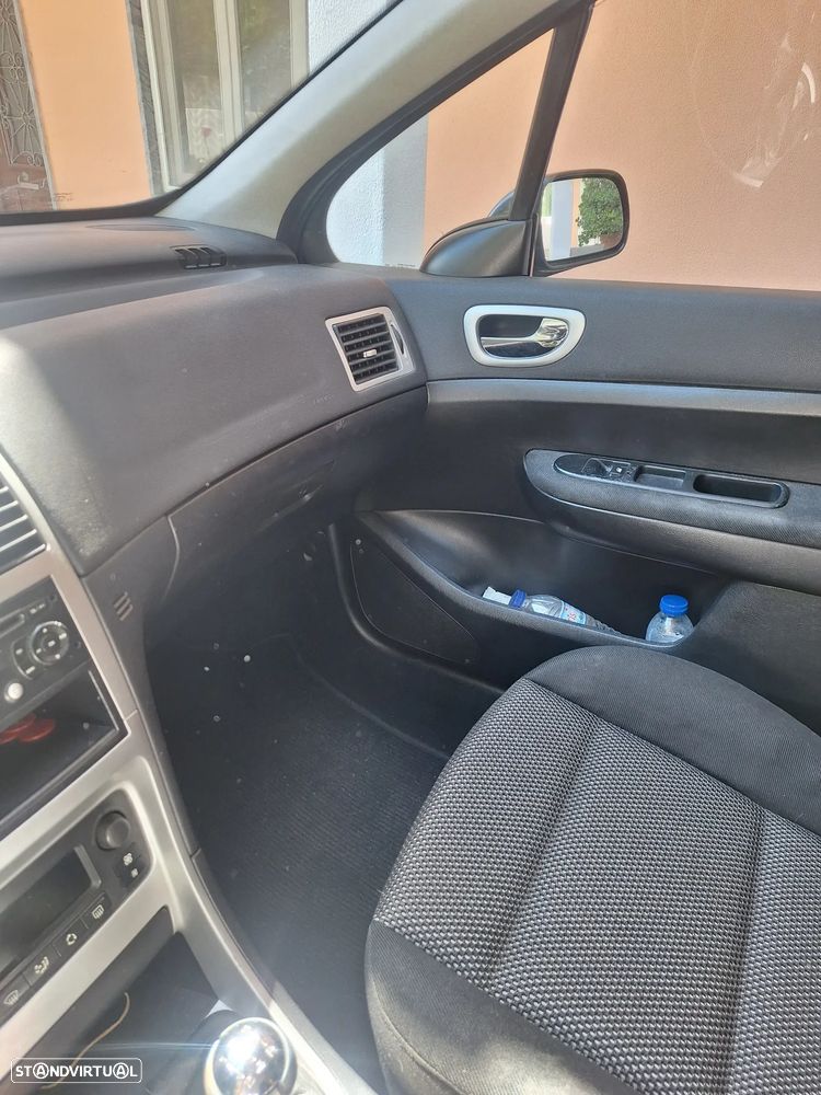 Peugeot 307 SW 1.6 HDi FAP Executive - 9