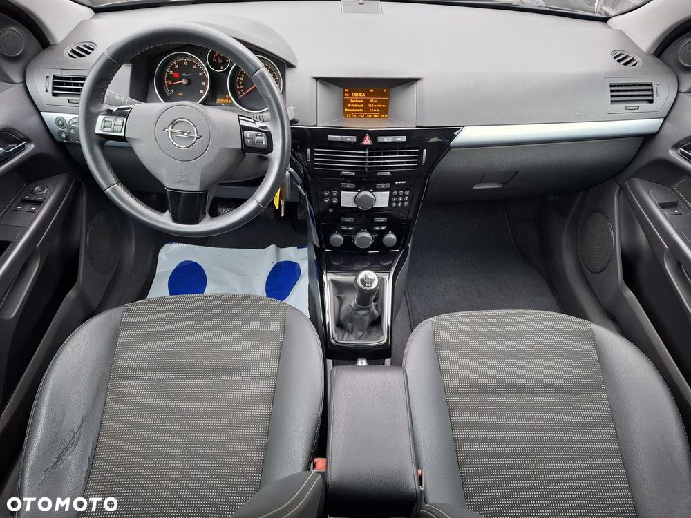 Opel Astra 1.8 Innovation - 11