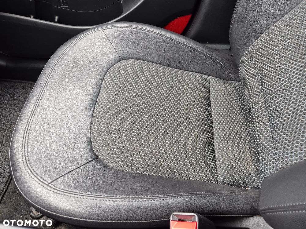 Hyundai ix35 - 21