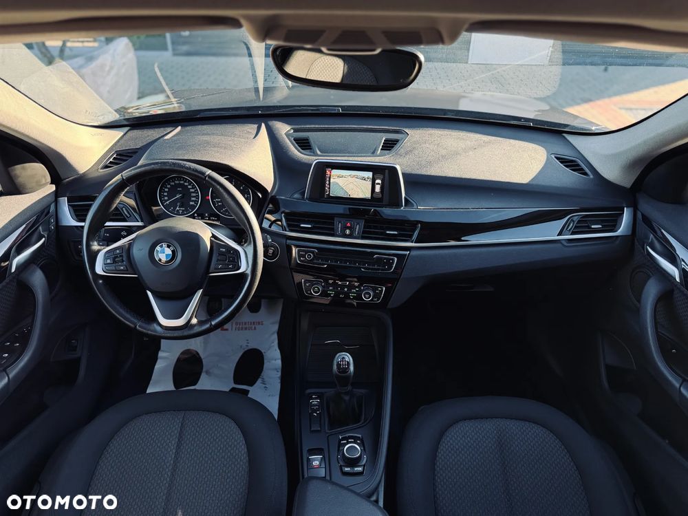 BMW X1 sDrive18d - 22
