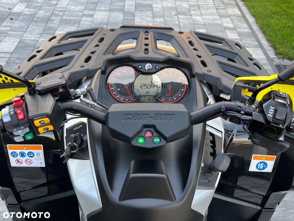 Can-Am Outlander Max - 8