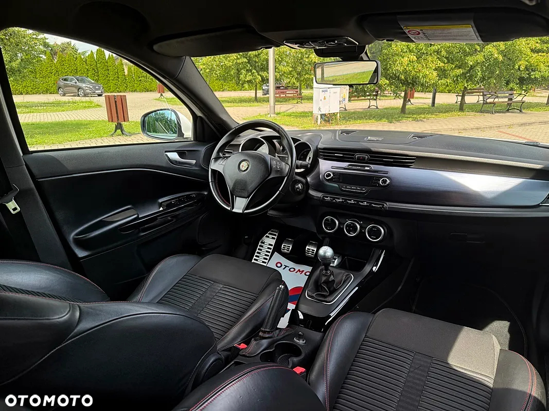 Alfa Romeo Giulietta 1.4 TB MultiAir Exclusive - 3
