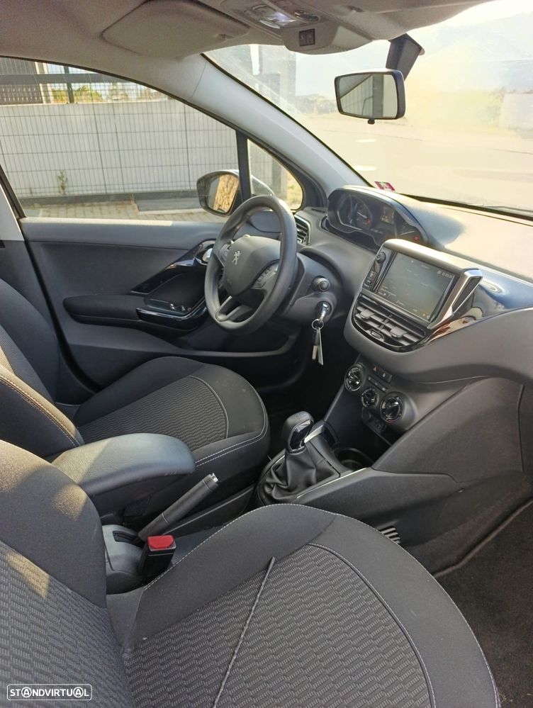 Peugeot 208 1.6 BlueHDi Style - 7