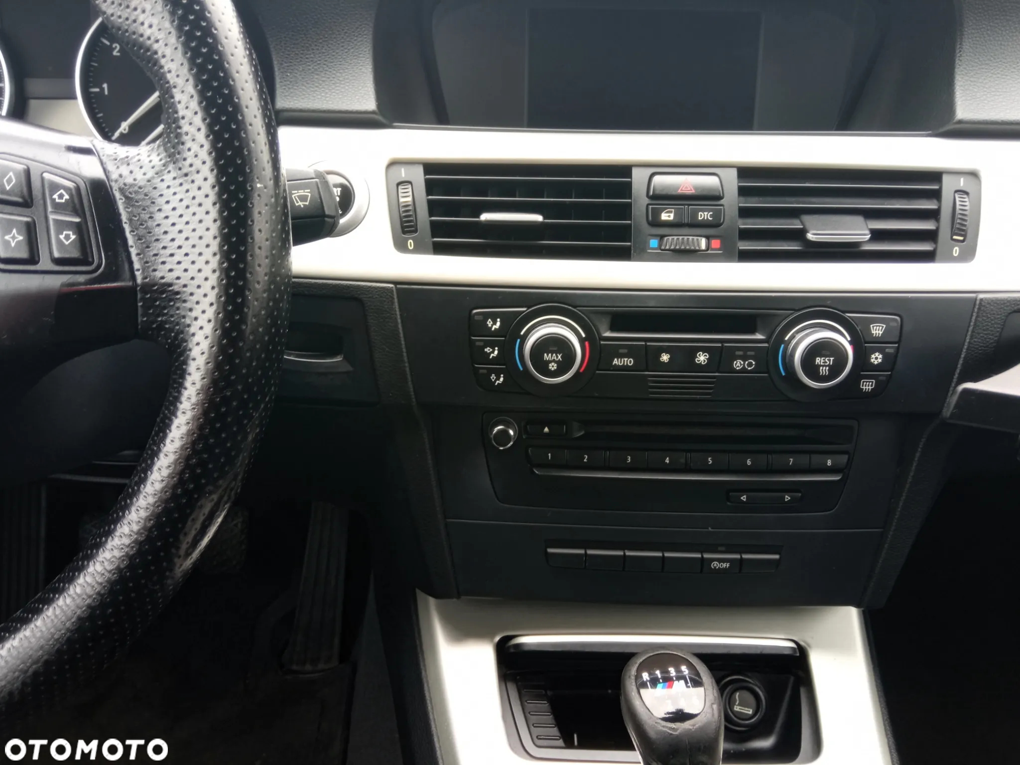 BMW Seria 3 318i Touring Edition Exclusive - 22
