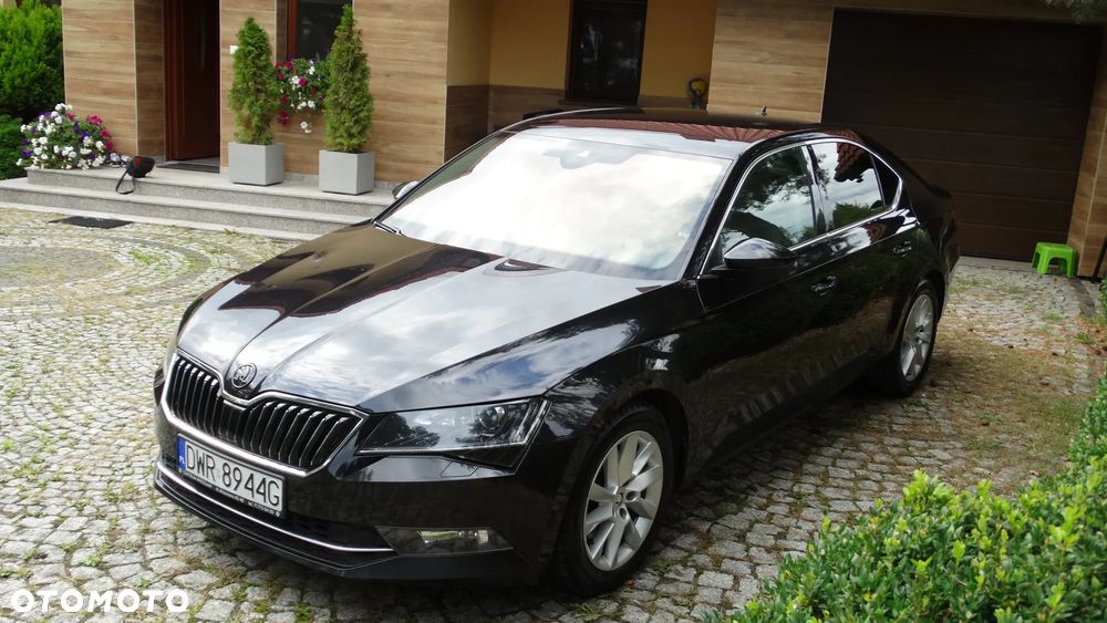 Skoda Superb 2.0 TDI Style DSG - 3