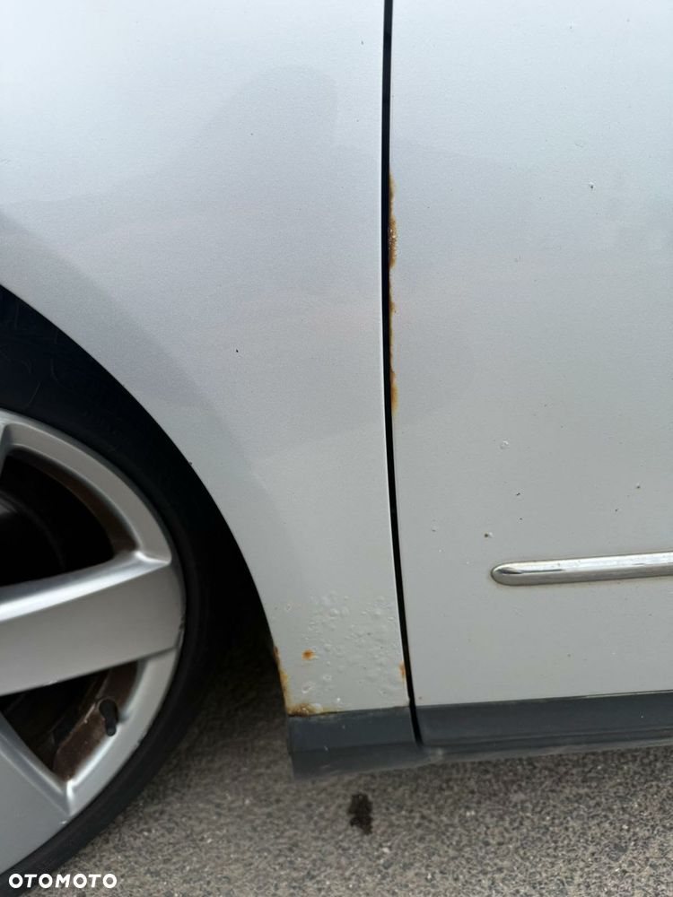 Volkswagen Passat 2.0 TDI DPF Comfortline - 15