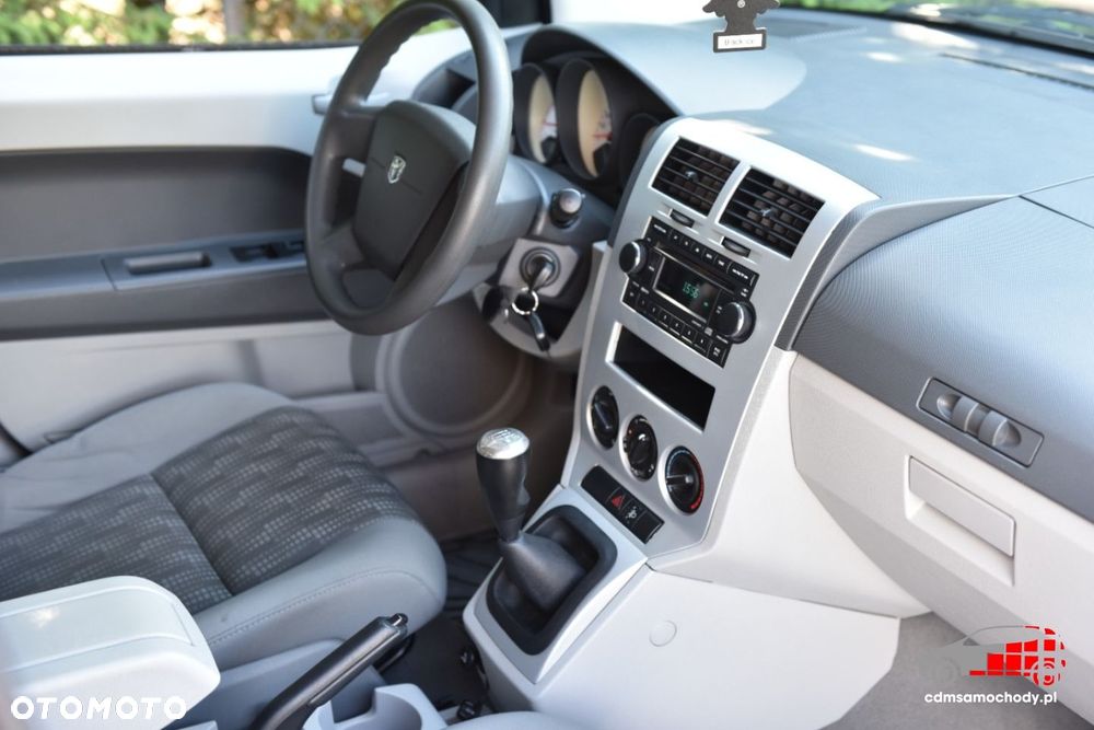 Dodge Caliber - 24
