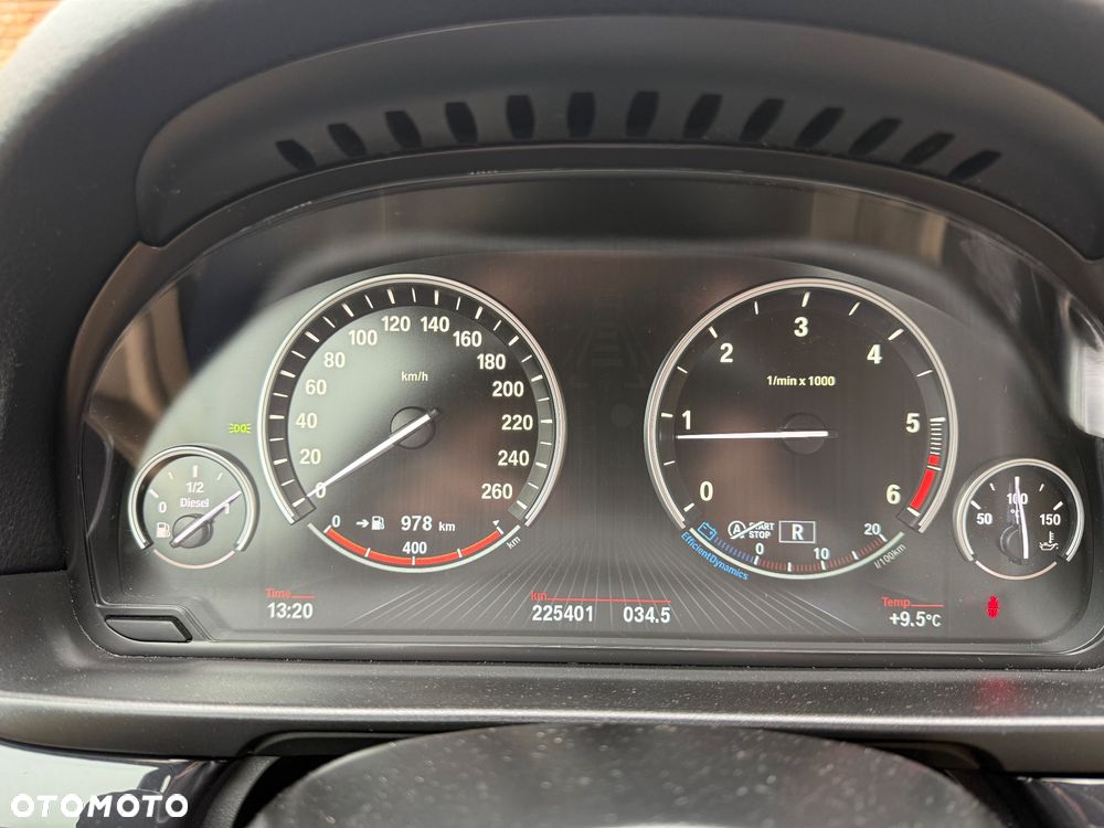 BMW Seria 5 520d - 13