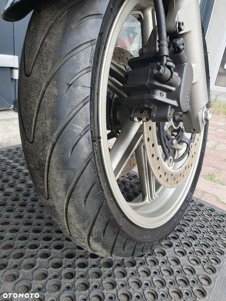 Honda CBF - 40