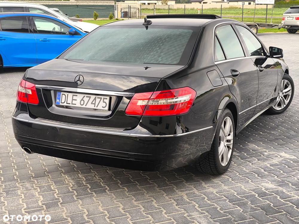 Mercedes-Benz Klasa E 200 CGI BlueEFFICIENCY 7G-TRONIC Avantgarde - 11