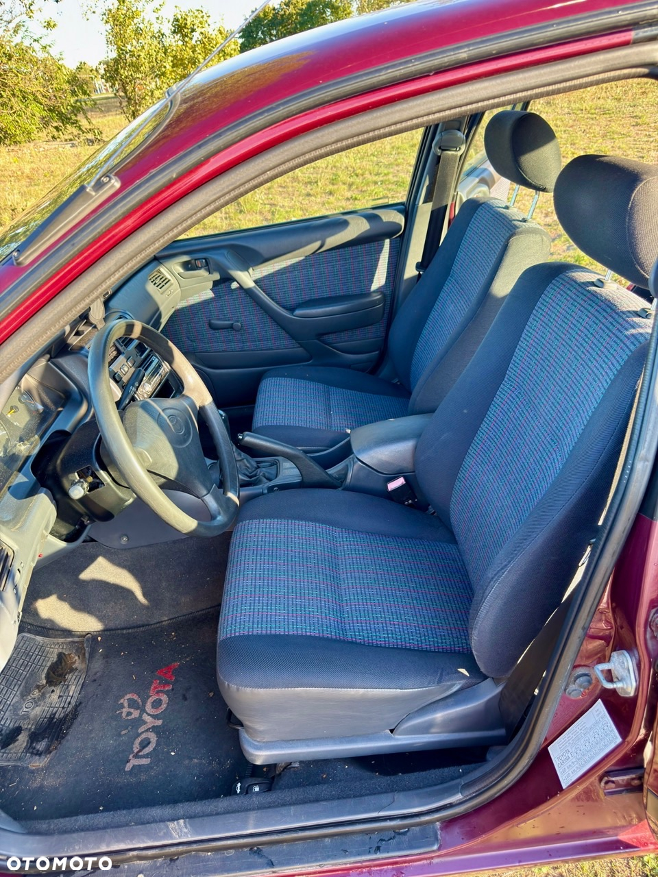 Toyota Carina - 11